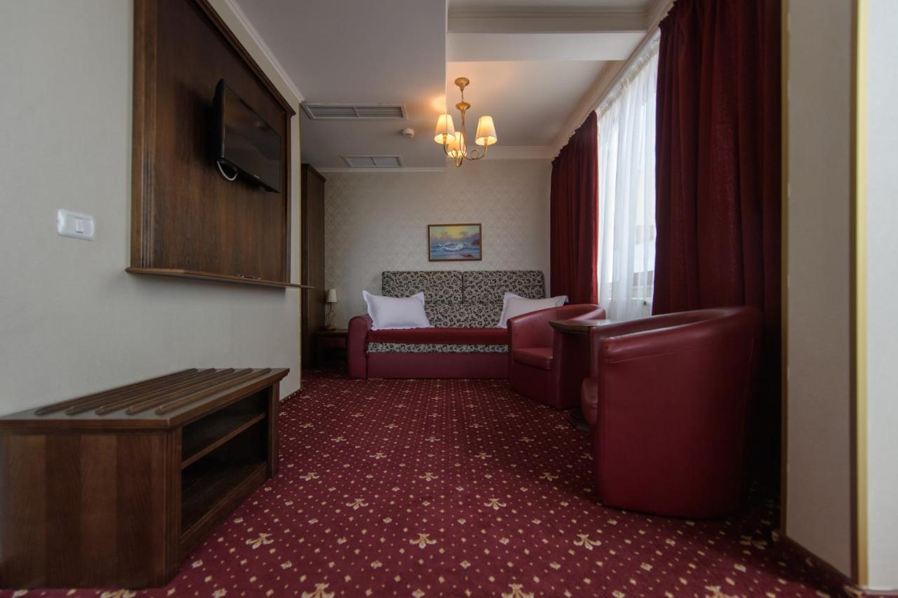 Hotel Golden Palace 마마이아 외부 사진